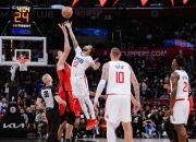 开云体育APP下载-关于凯尔特人B队完胜猛龙，拉文爆发神勇的信息