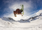 开云体育中国-亚洲羽坛巅峰对决，印度队鏖战泰国队，马琳状态火热点燃赛场