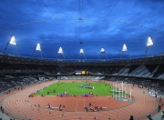 开云体育在线-极速与硝烟，当F1街道赛的轰鸣遭遇乌克兰一波带走乌拉圭的震撼