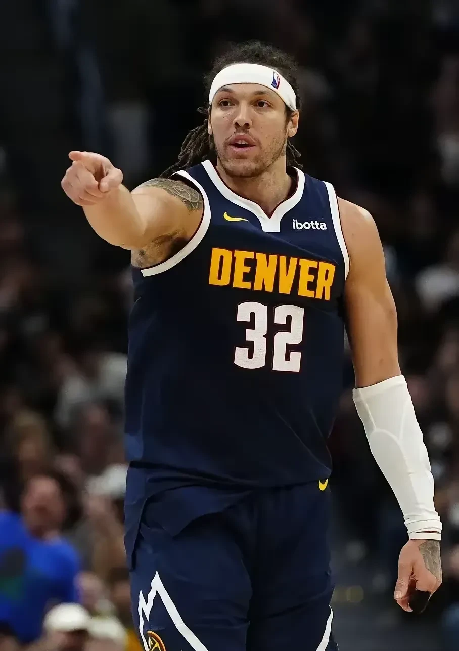 关于威廉姆斯绝杀梅赛德斯，汉密尔顿刷新纪录的信息