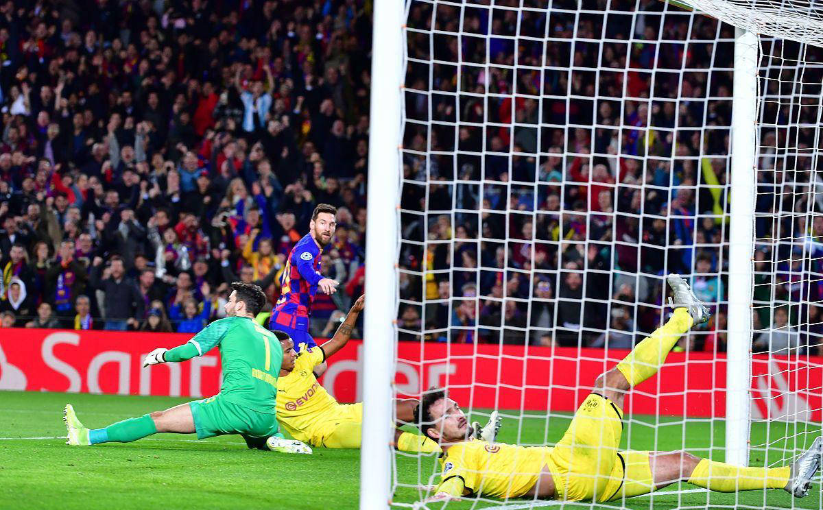 不来梅在主场击败了斯图加特 不来梅在主场击败了斯图加特