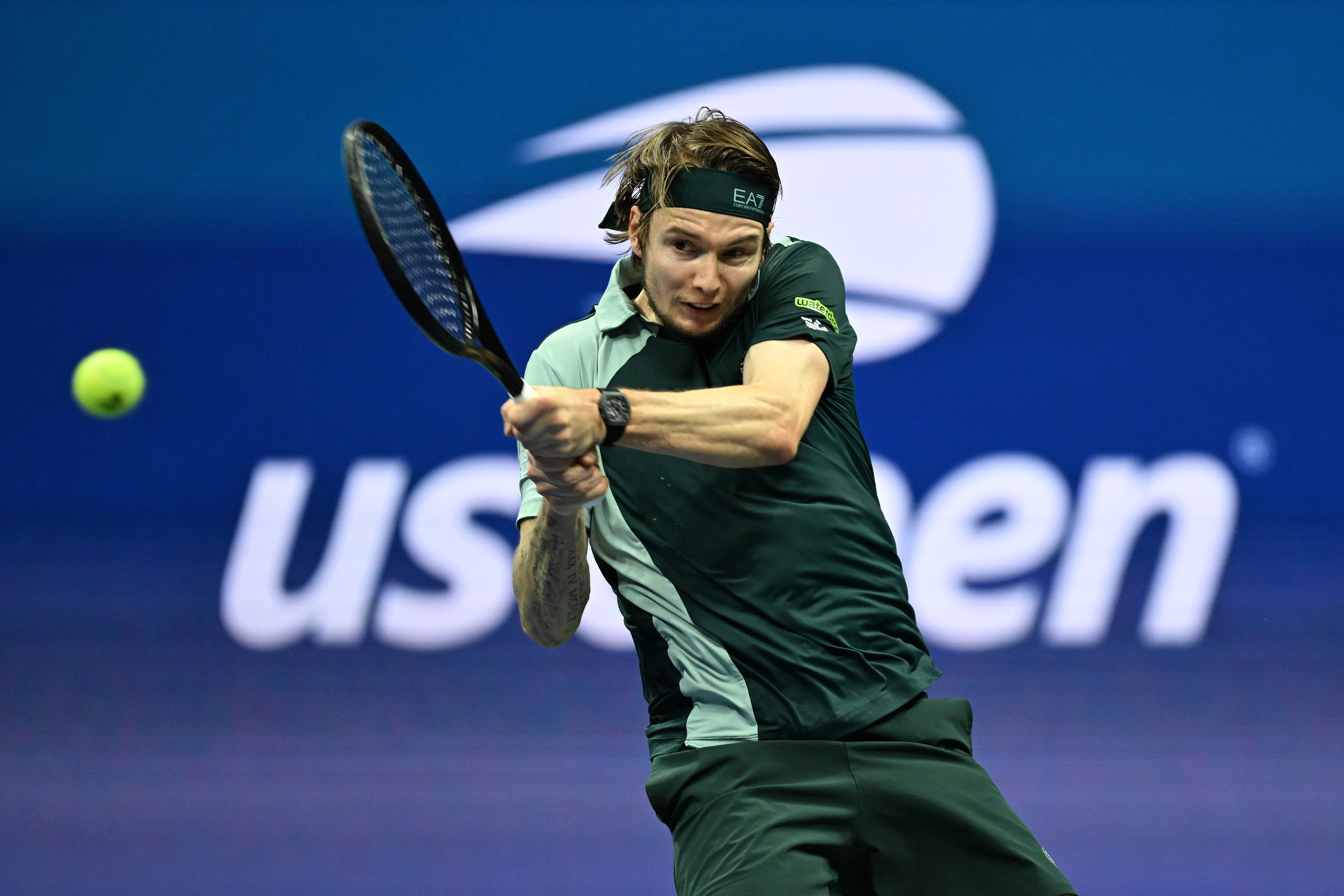 关于蒙特卡洛大师赛险胜美网,辛纳高光表现的信息 关于蒙特卡洛大师赛险胜美网,辛纳高光表现的信息