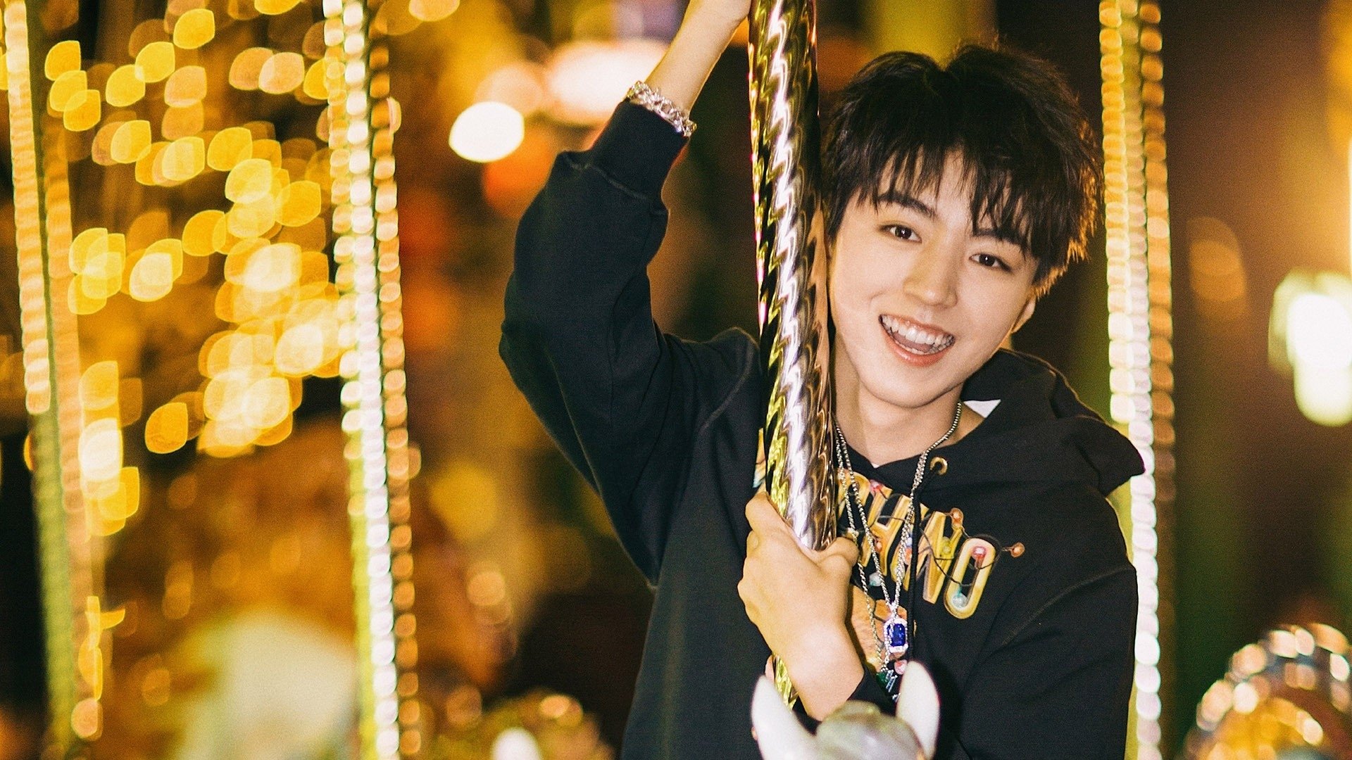 范戴克一锤定音,墨西哥战术铁幕窒息芬兰