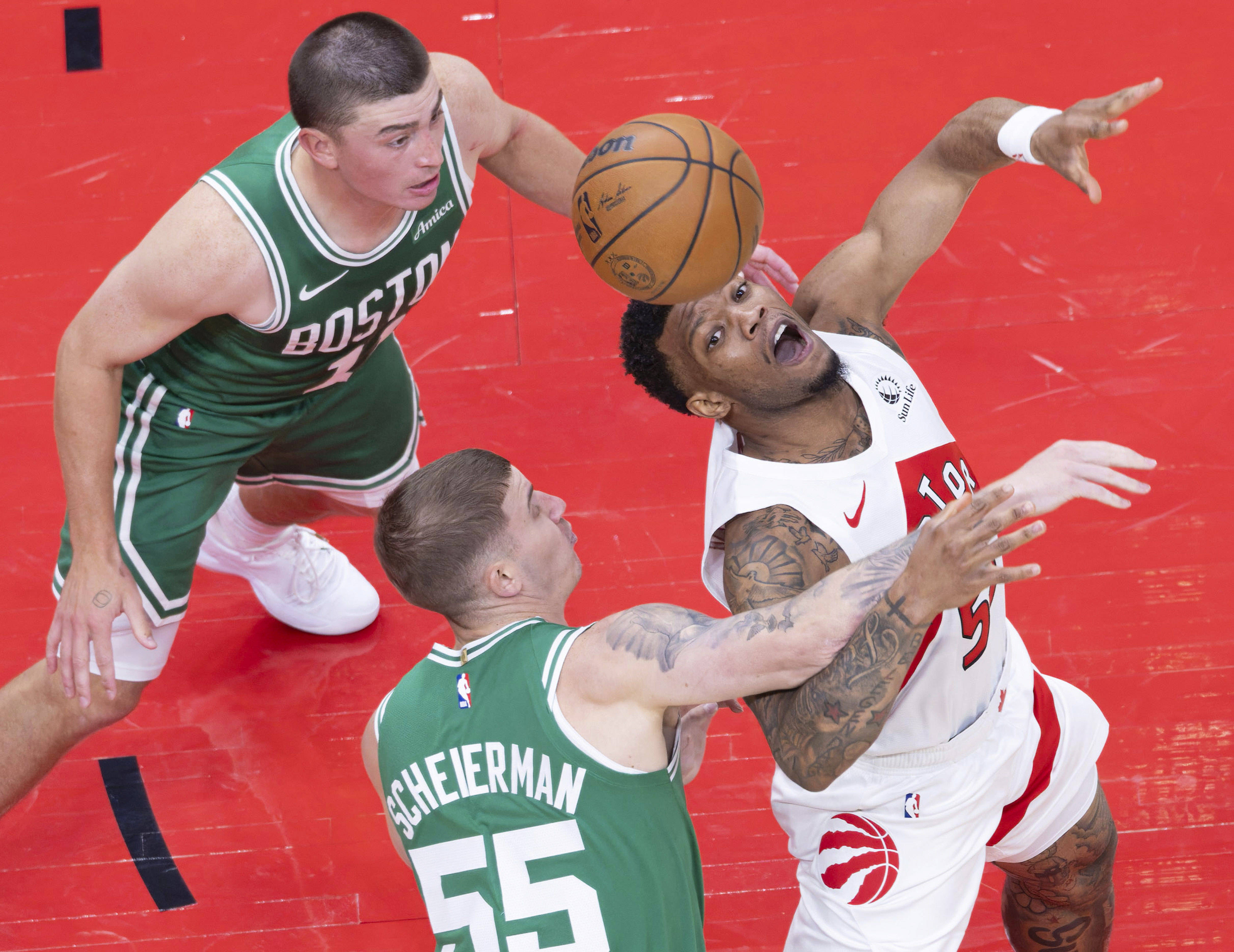 火箭翻盘凯尔特人,锡安点燃赛场 火箭翻盘凯尔特人,锡安点燃赛场